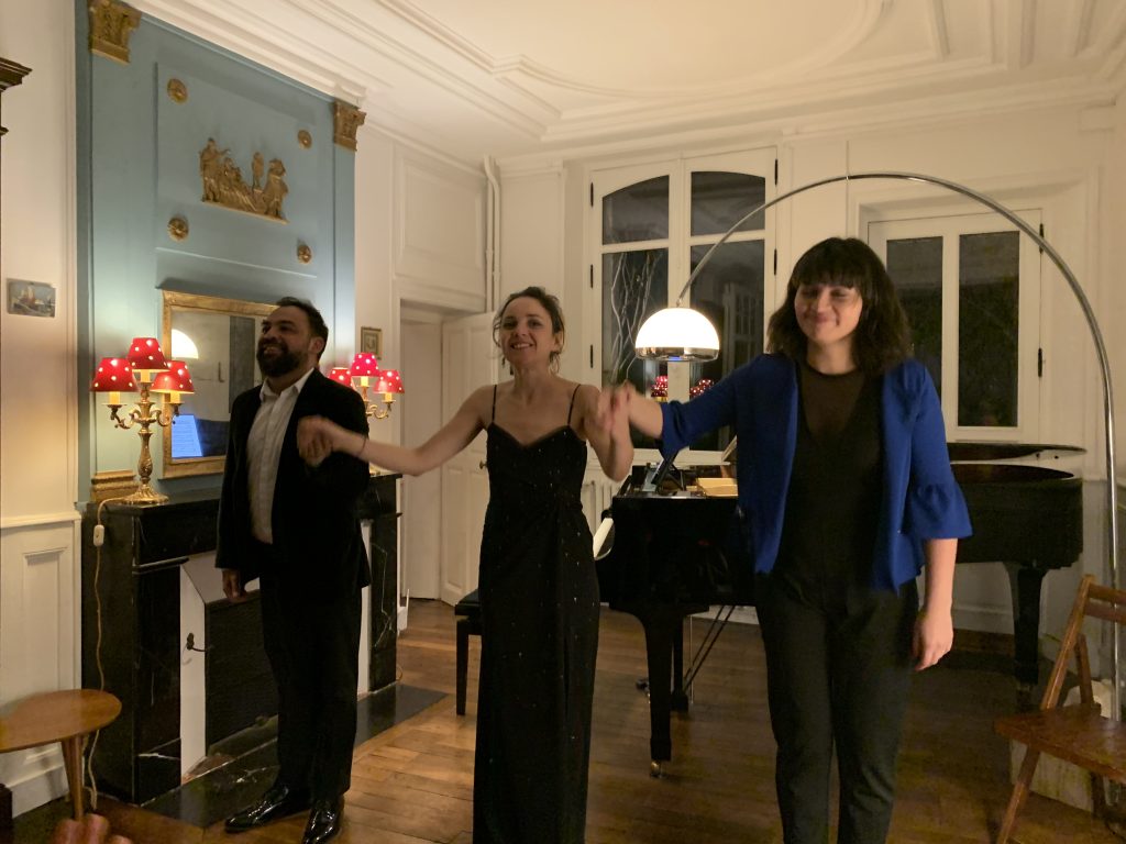 Pablo Castillo Carrasco, baryton-basse, pianiste Hélène Peyrat et Evelyn Vergara Verdugo, soprano.  Angers Nantes Opéra